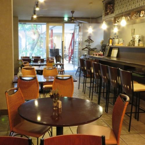 ル・モマン 店内